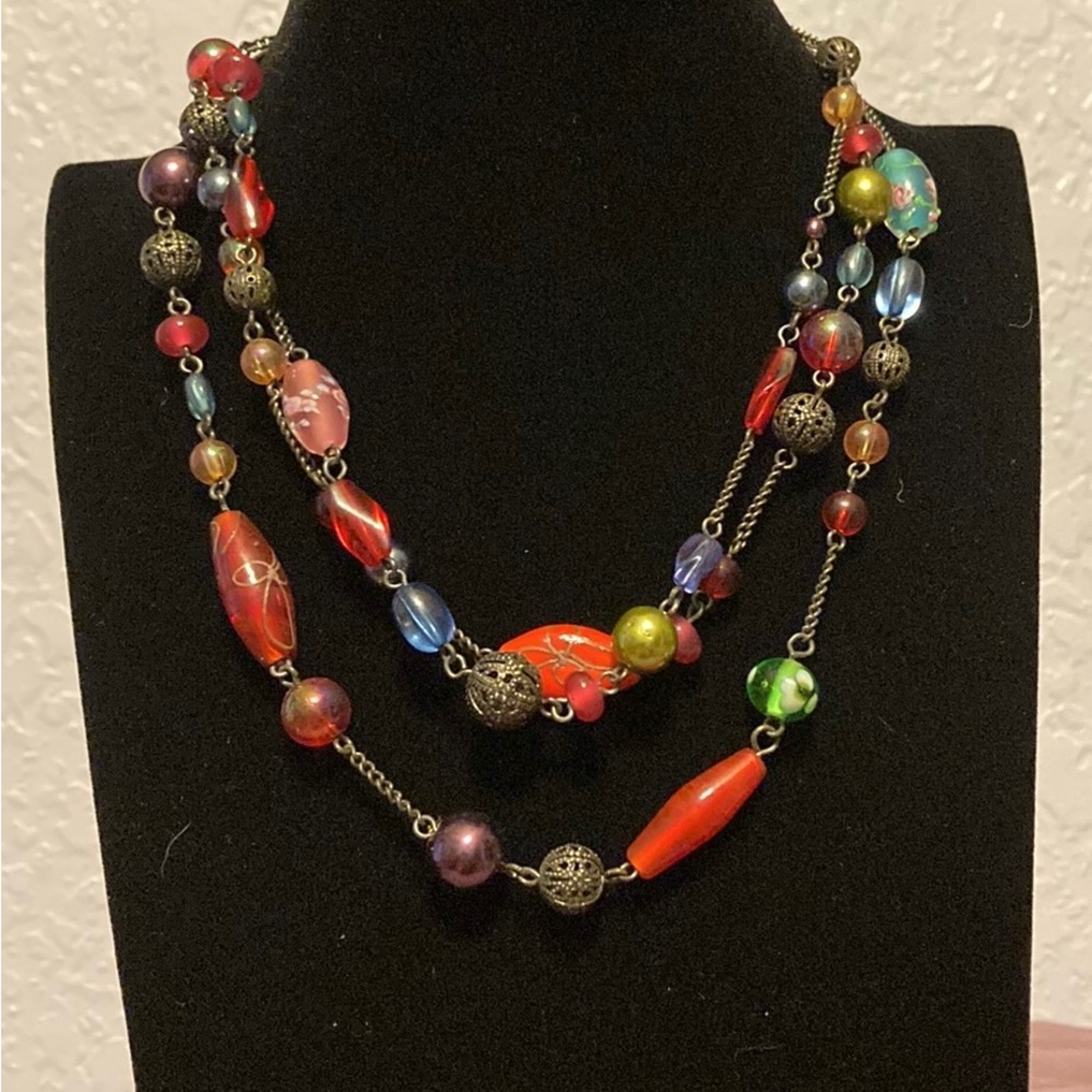 AVON Multi Strand Art Glass, Acrylic Beaded Necklace 16” 3” extender +earrings